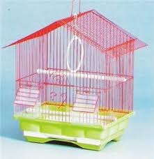 בכלוב המקורי יש 2 מקלות עמידה.