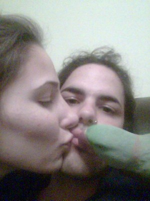 חג שמח לכולם, נשיקות...